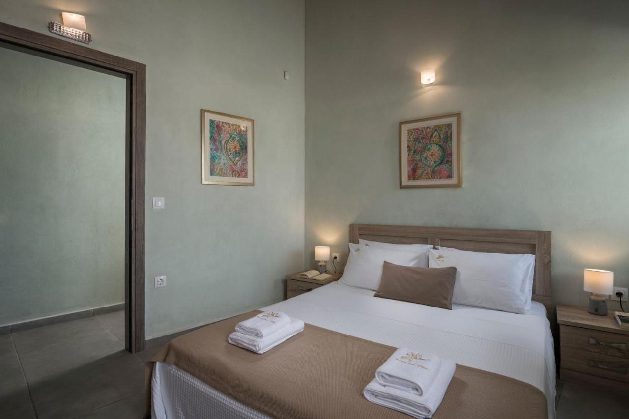 Villa Roxanne Galatás Екстериор снимка